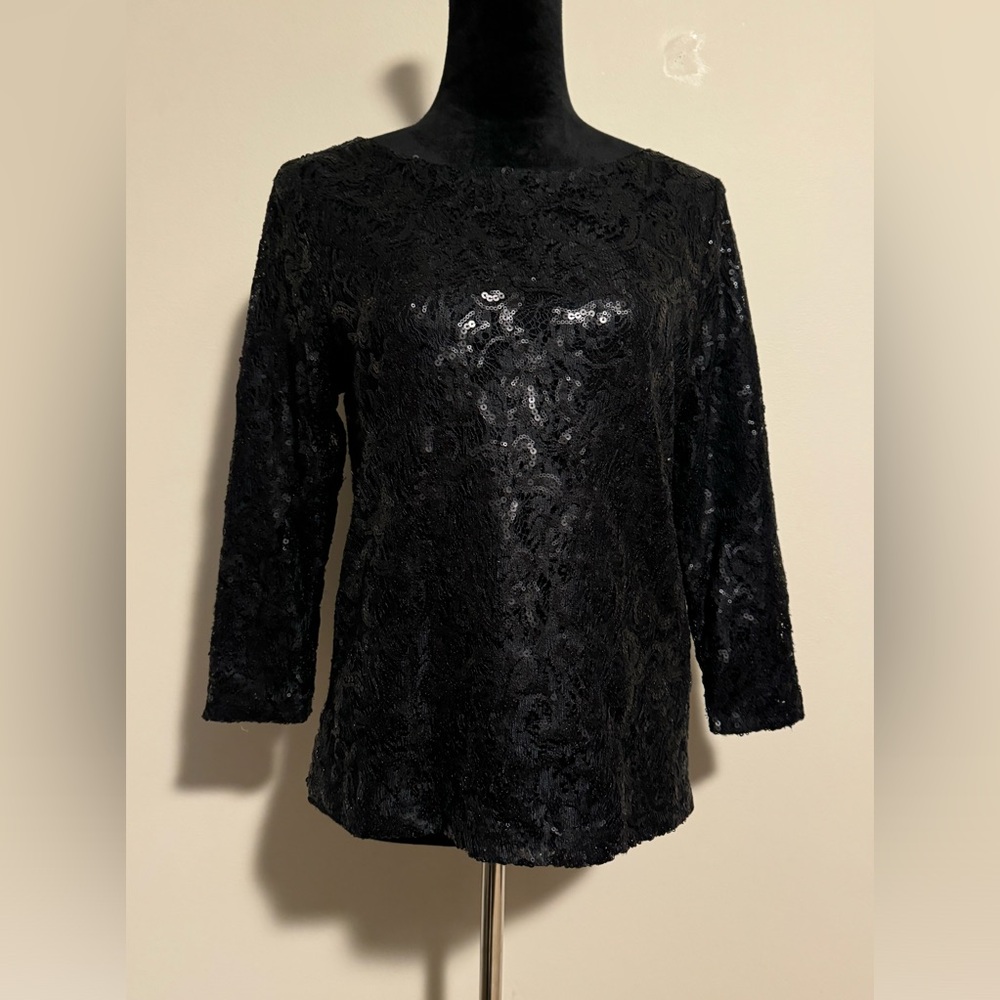NWT GF Collection Black Floral Dress Shirt Keyhole Back with Sequins Size XS